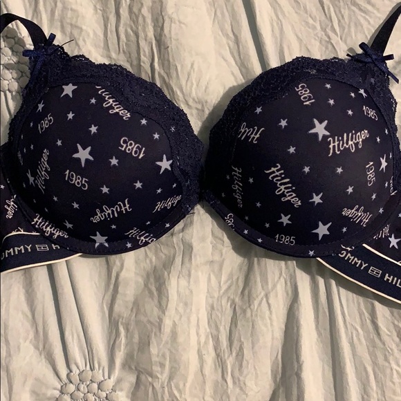 Tommy Hilfiger Bra Bundle - Picture 5 of 6